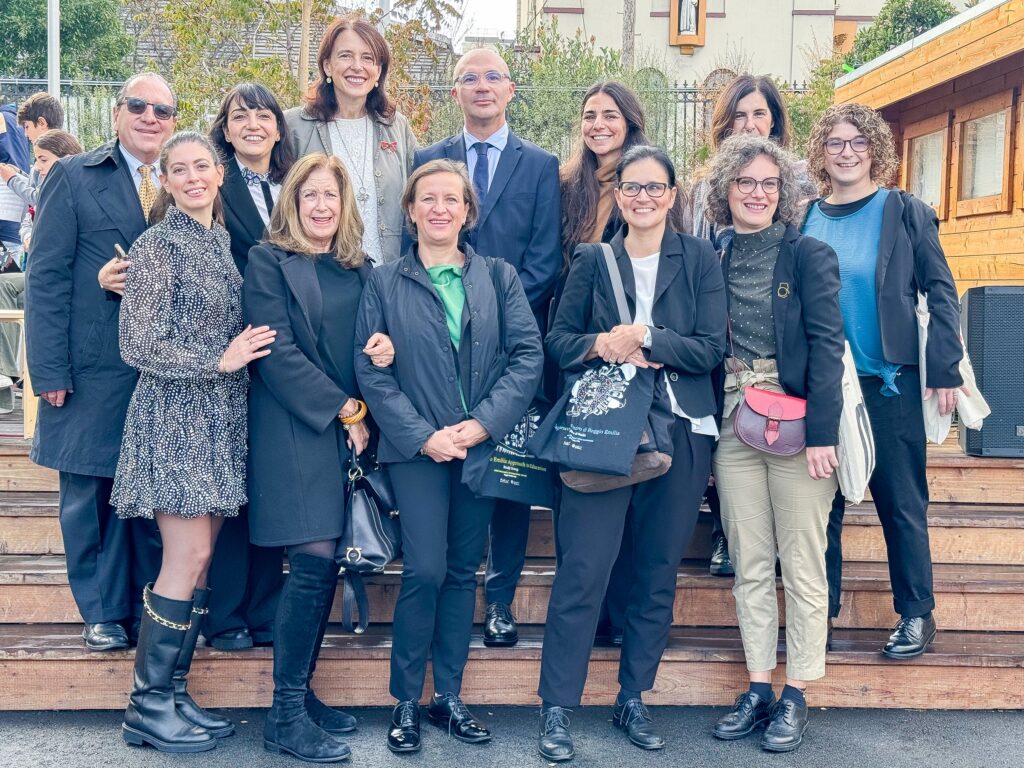 Innovative Teacher Project group outside La Scuola